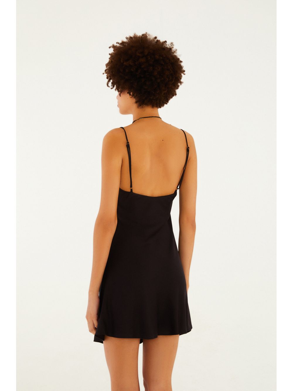 Farm — Vestido Alcinhas Curto