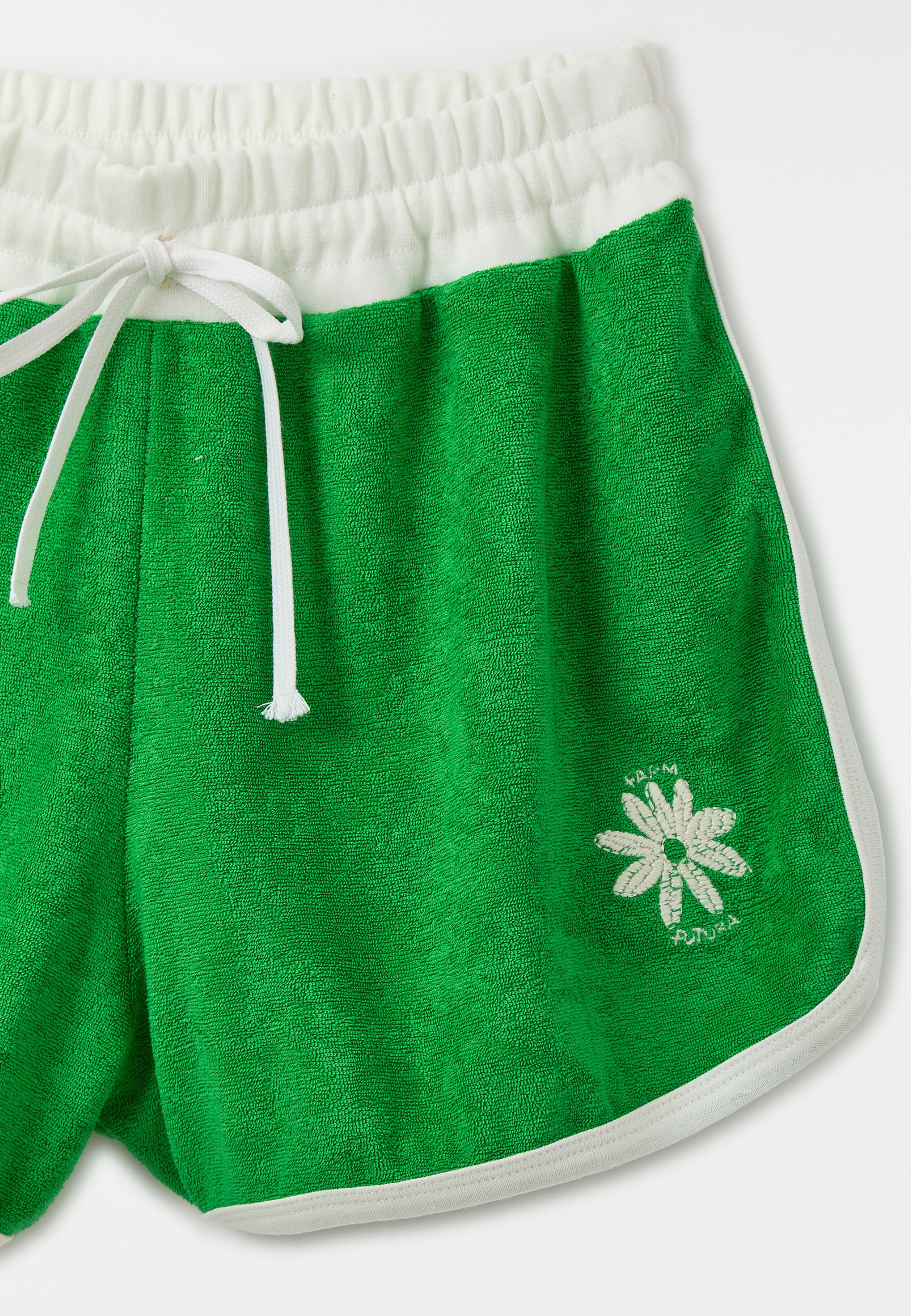 Short Atoalhado Bordado