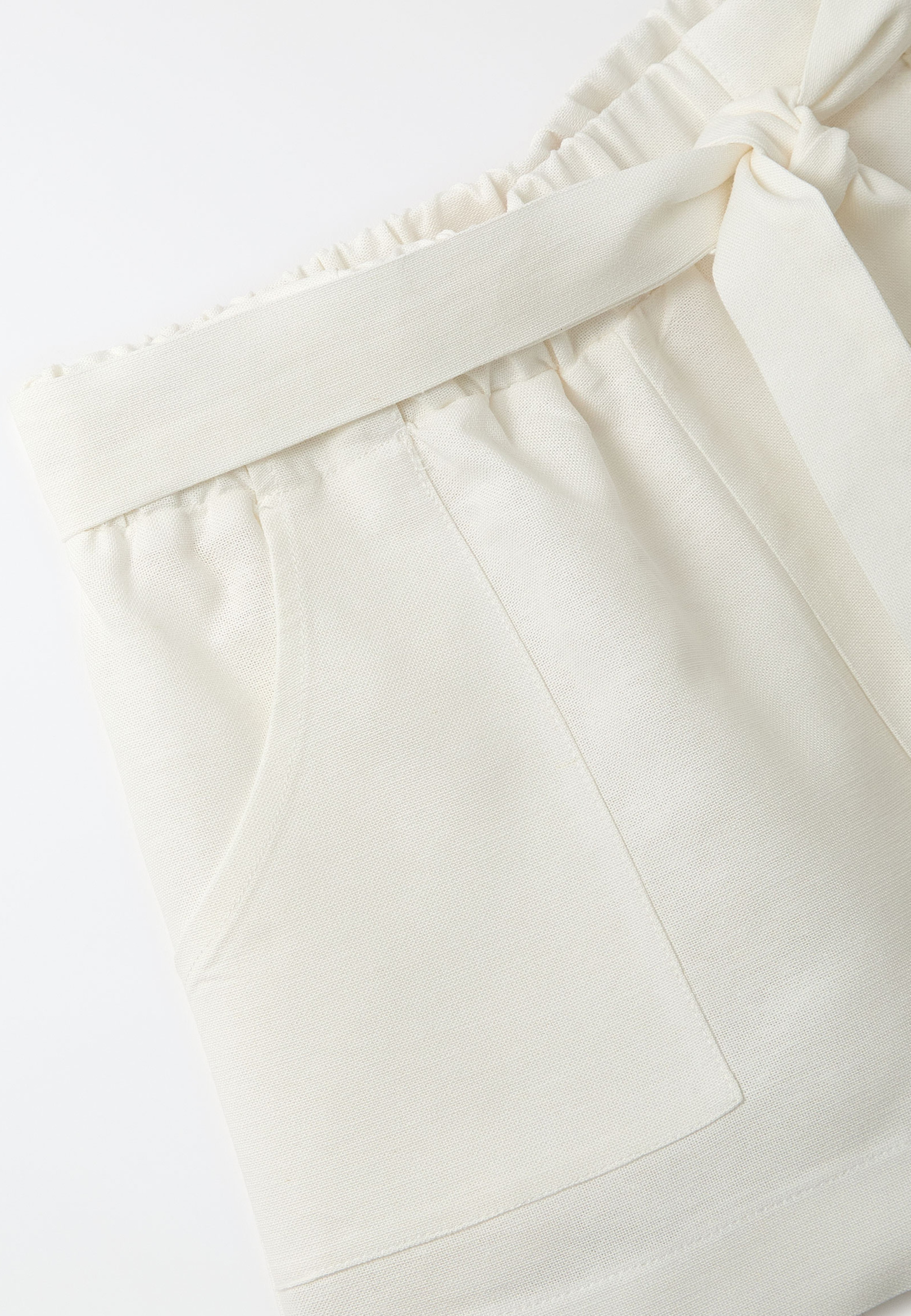 Short Bolso Areia