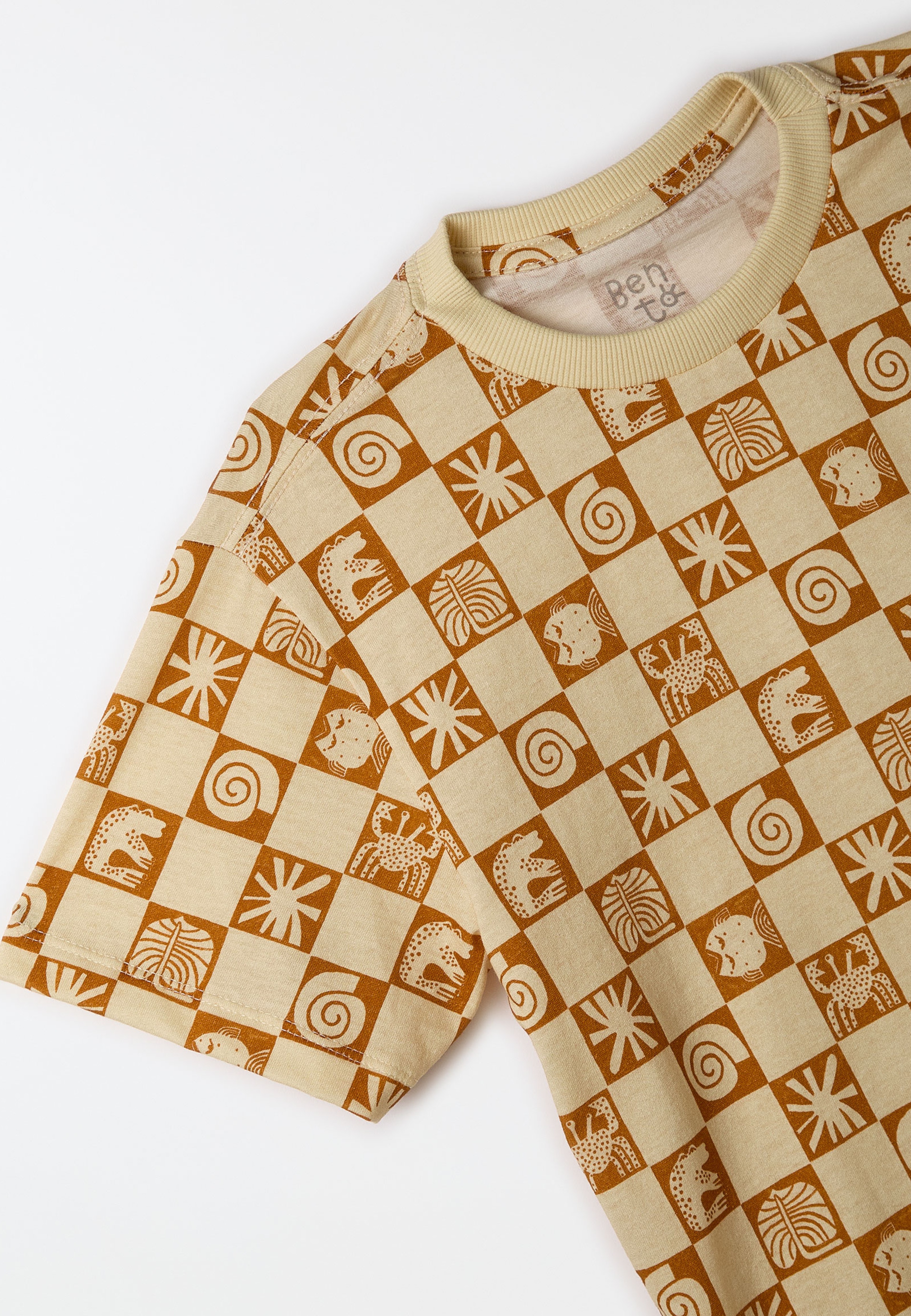 Camiseta Malha Fosseis