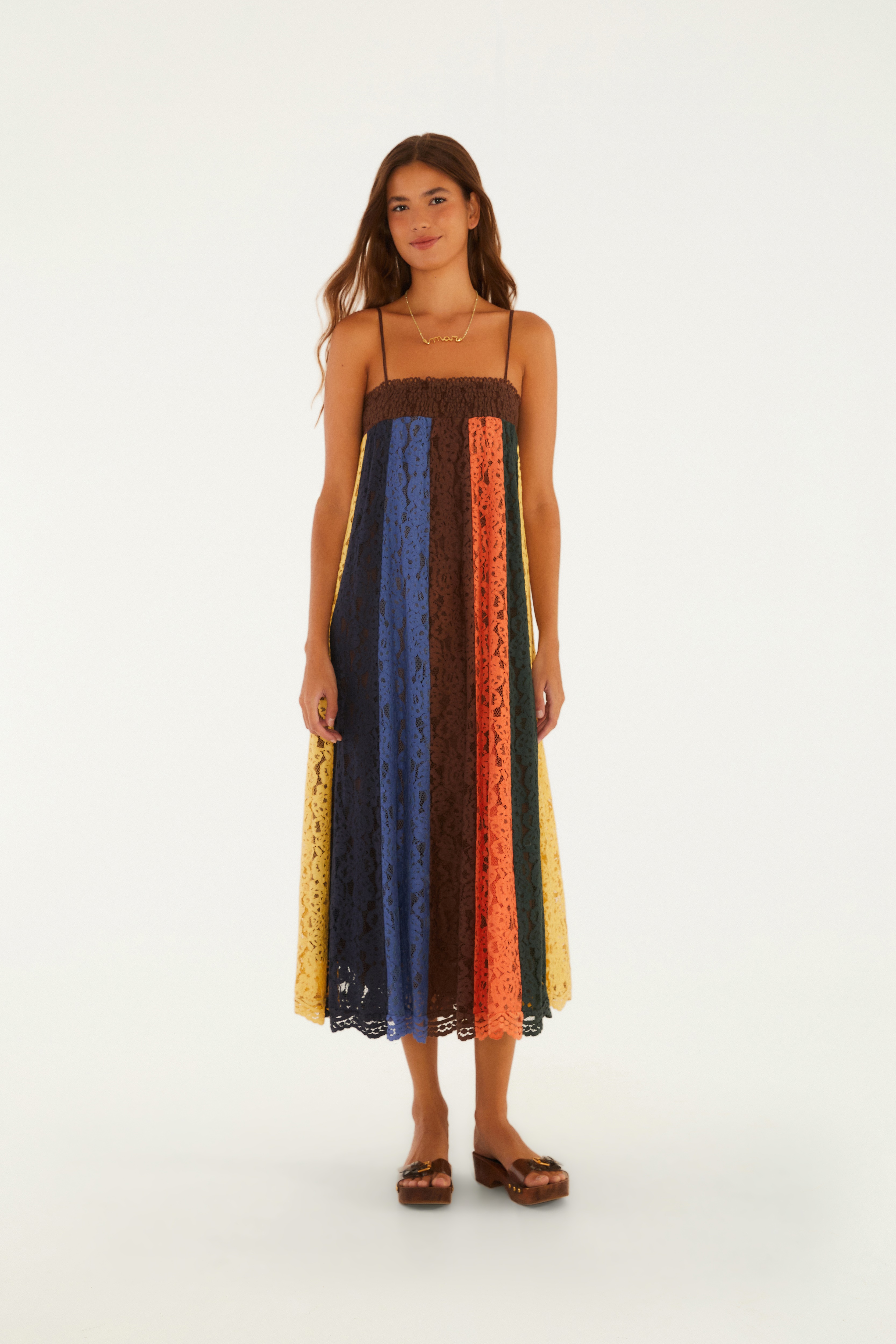 Vestido Artesanal Patch Rendas