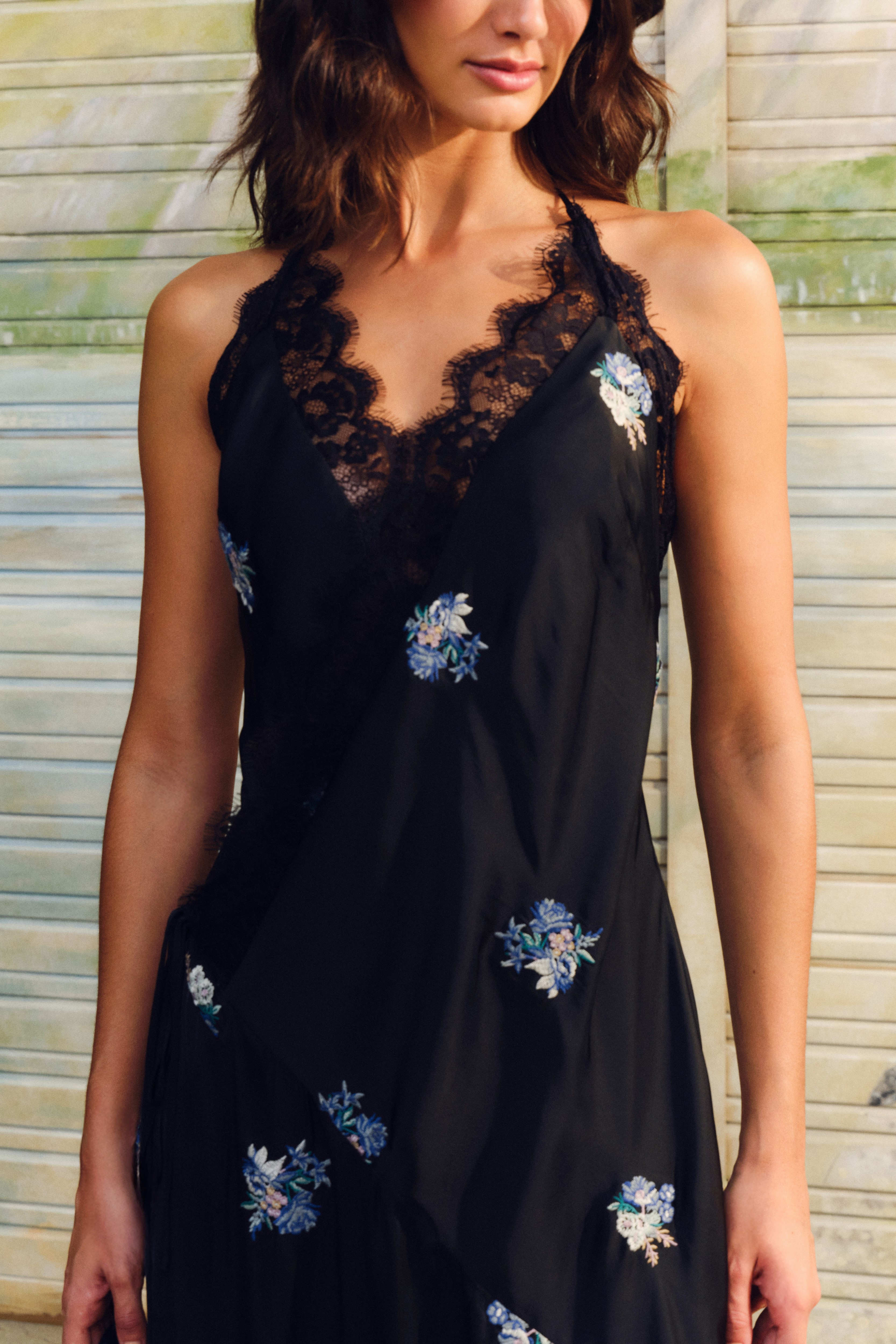 Vestido Renda Romance