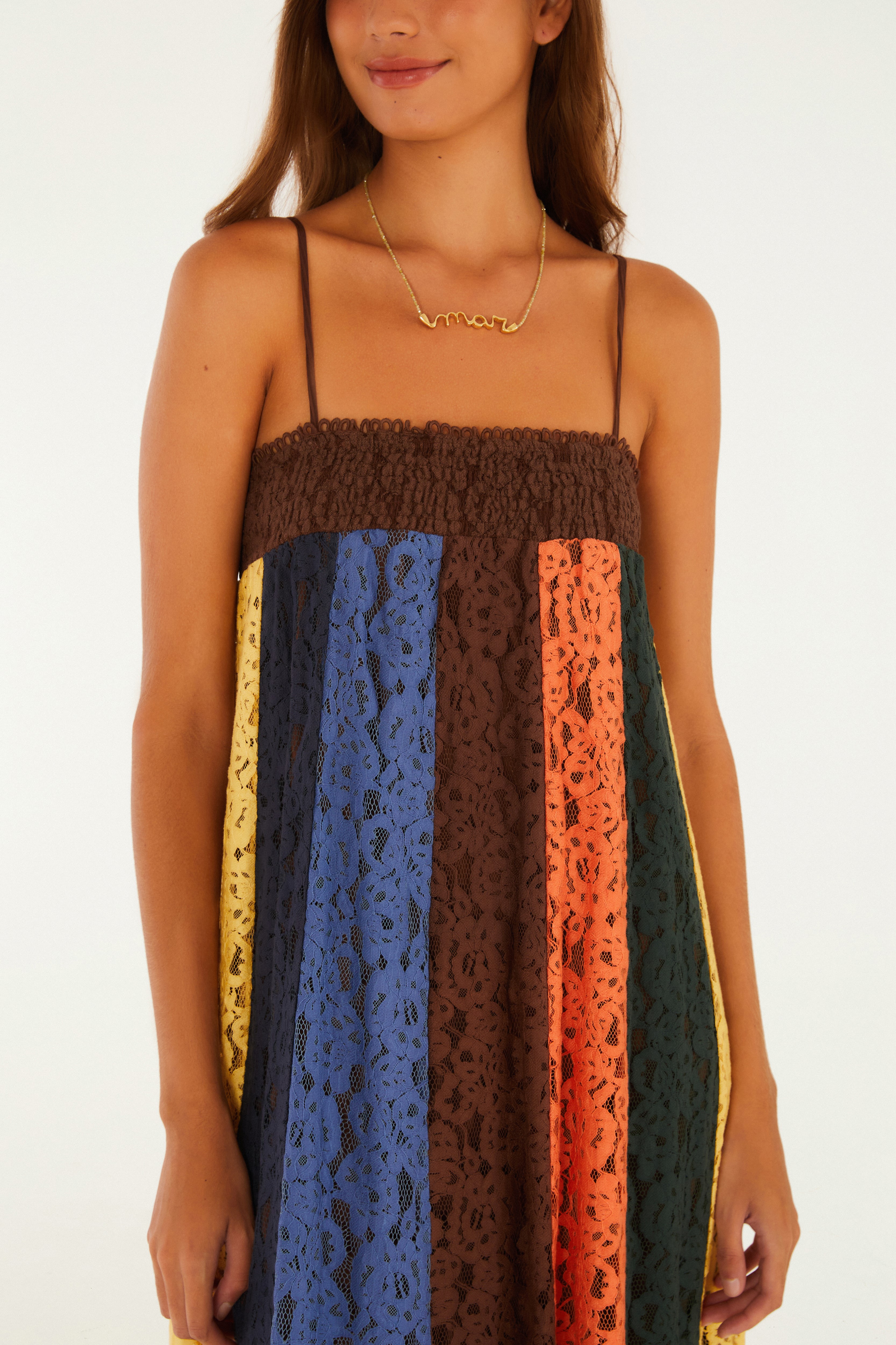 Vestido Artesanal Patch Rendas