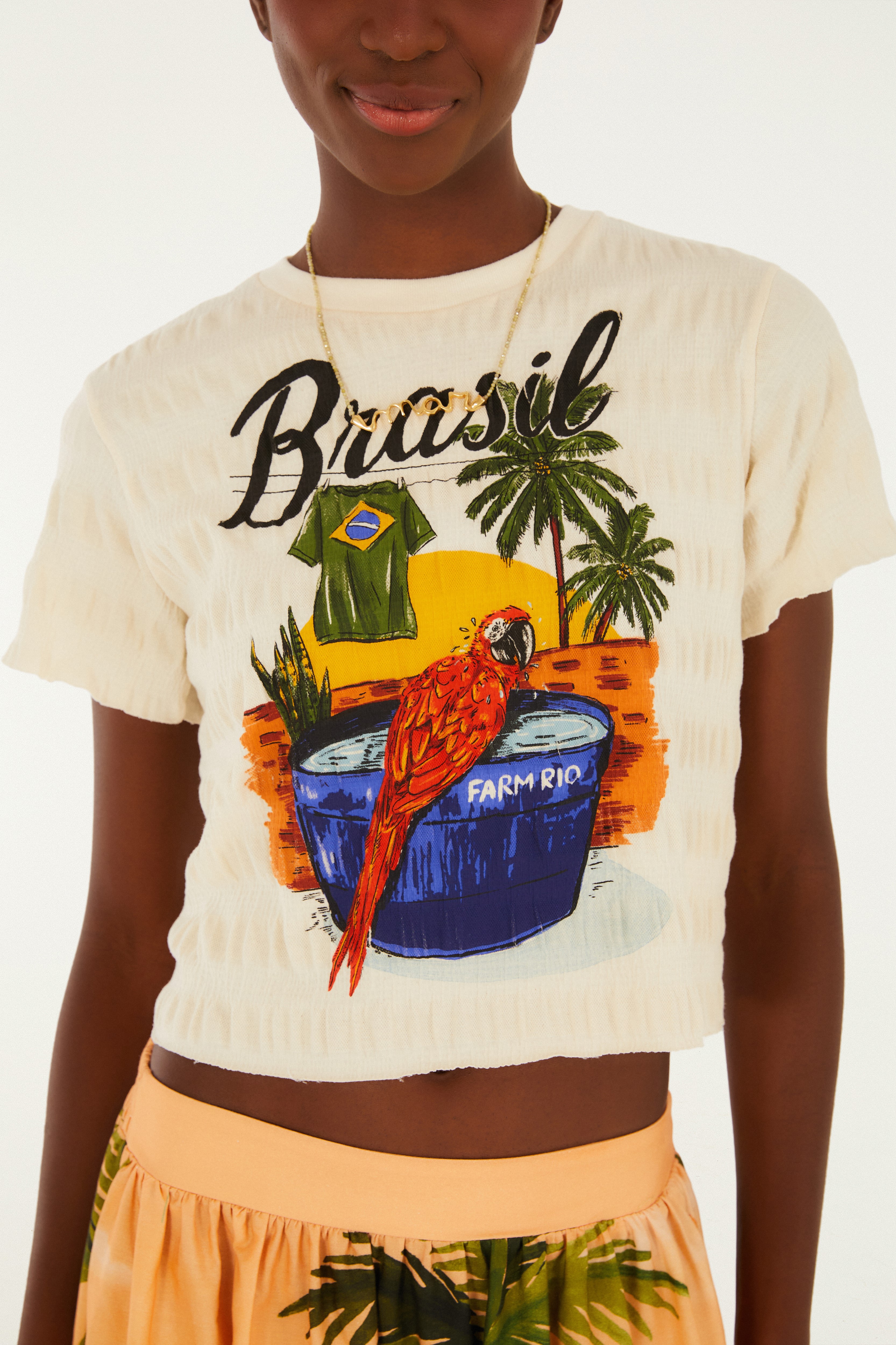 T-Shirt Malha Especial Arara Brasil