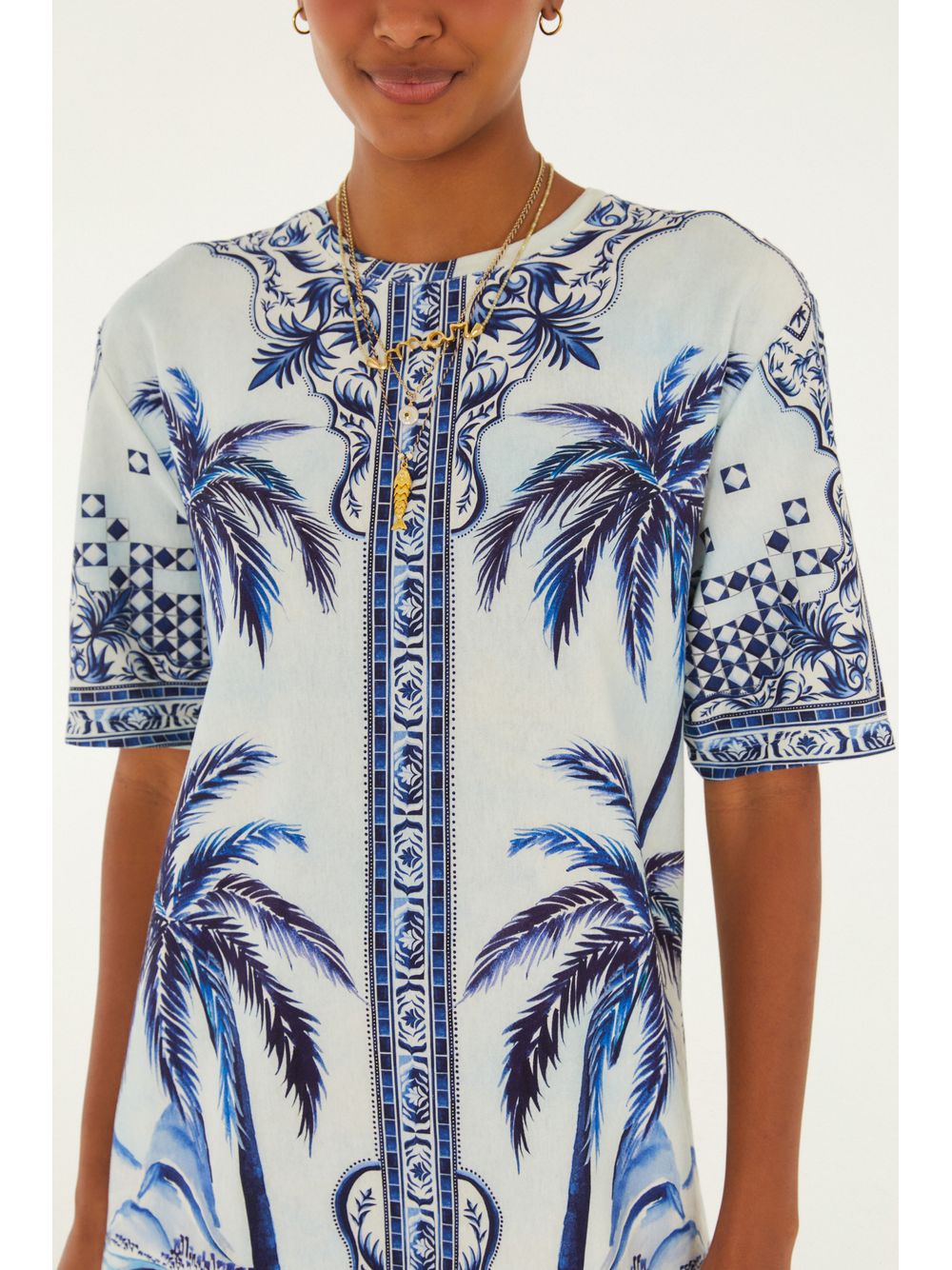Farm — Vestido T-Shirt Básico Cidade Maravilha
