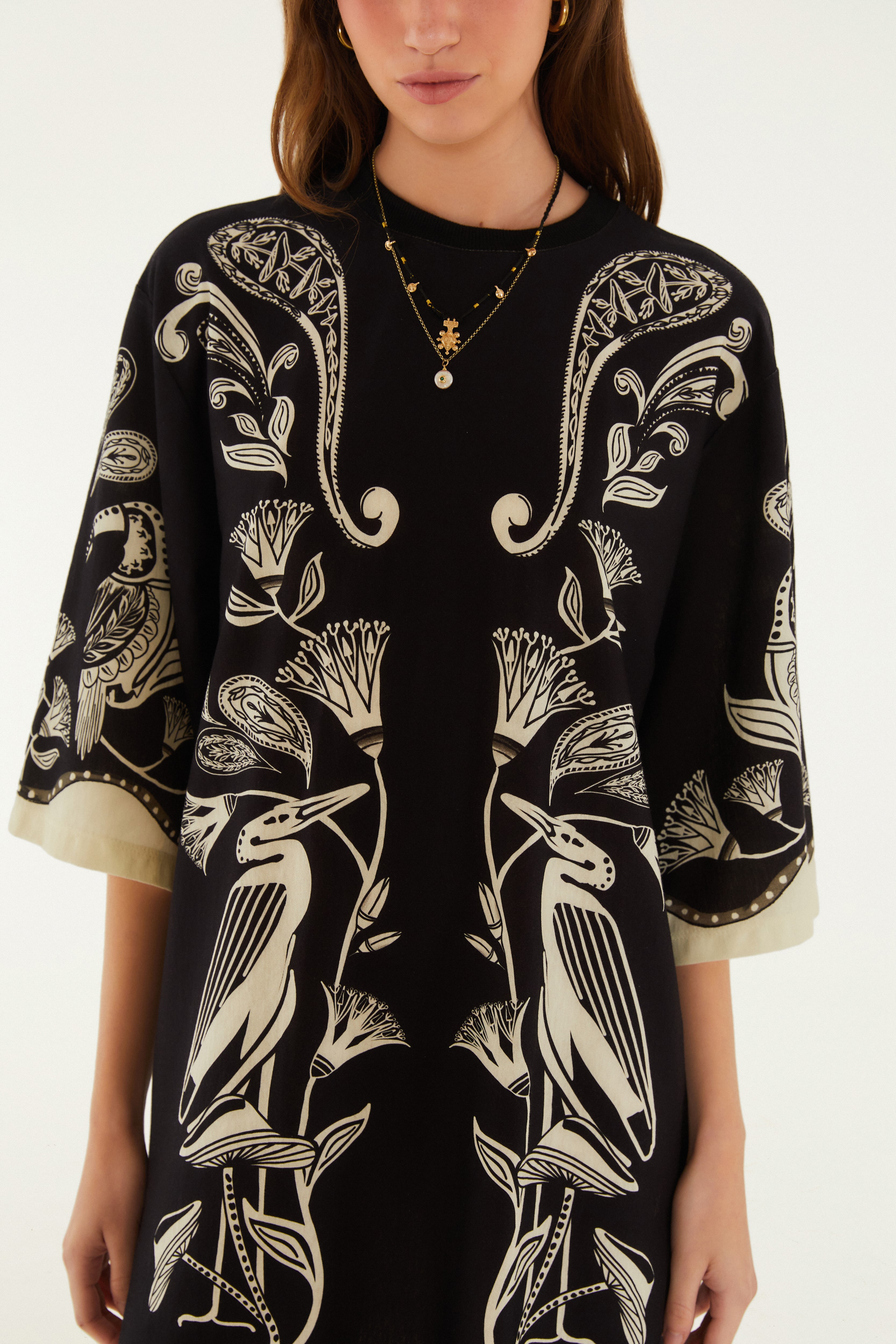 Vestido T-Shirt Big Estampado Patch Tropical