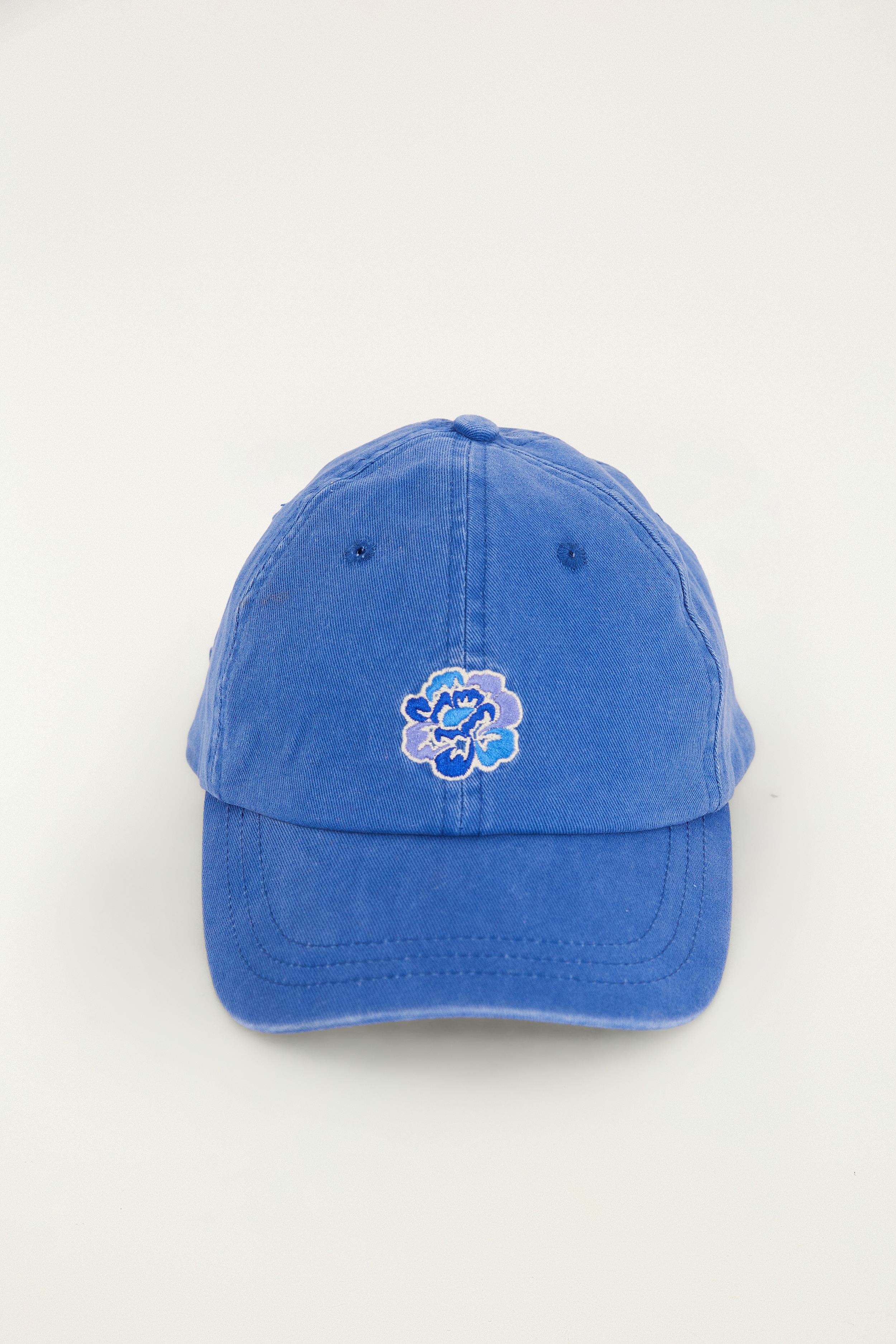 366055_57706_4-BONE-RIP-CURL-X-FARM-RIO