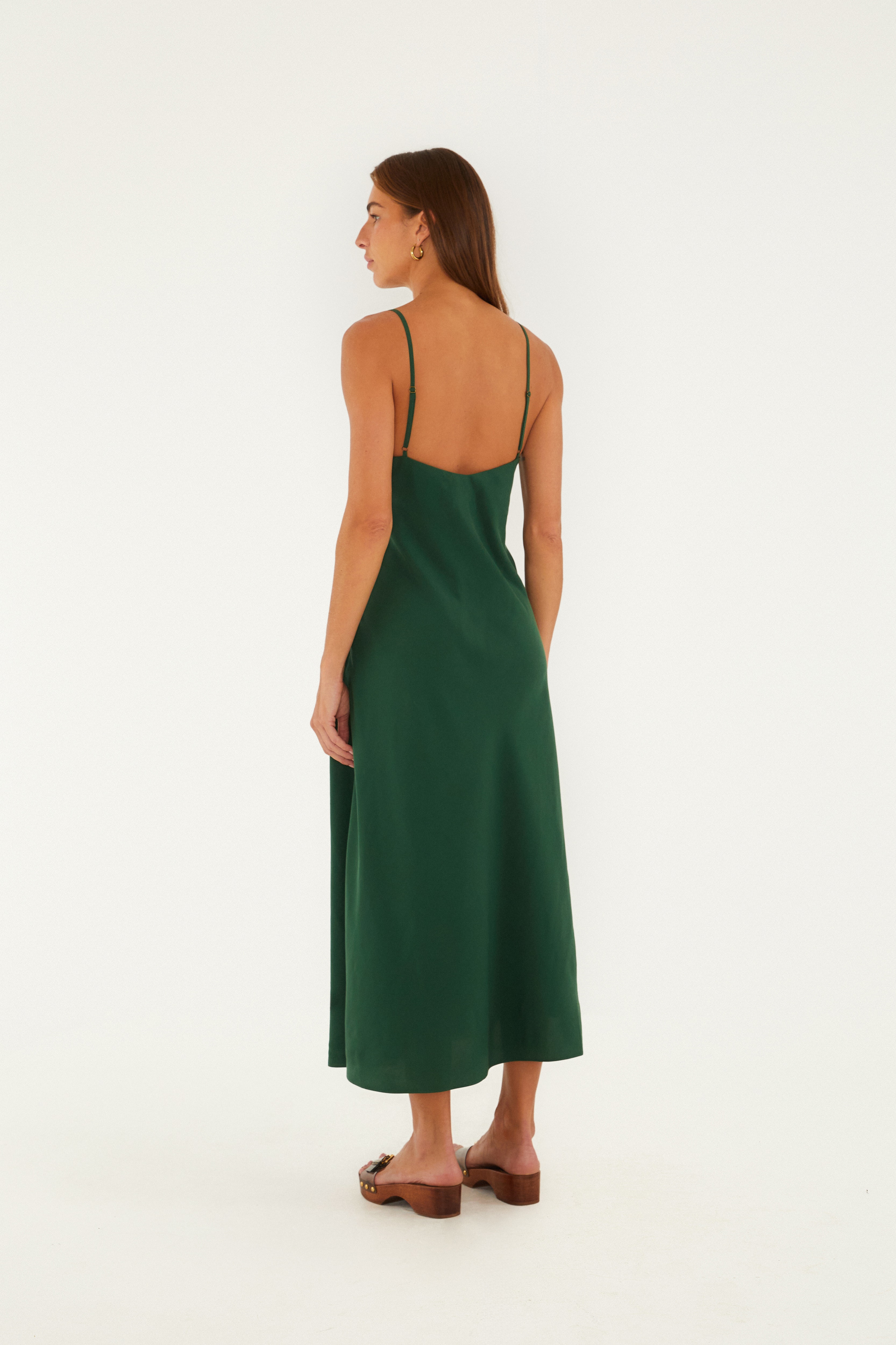 Vestido Enviesado Midi