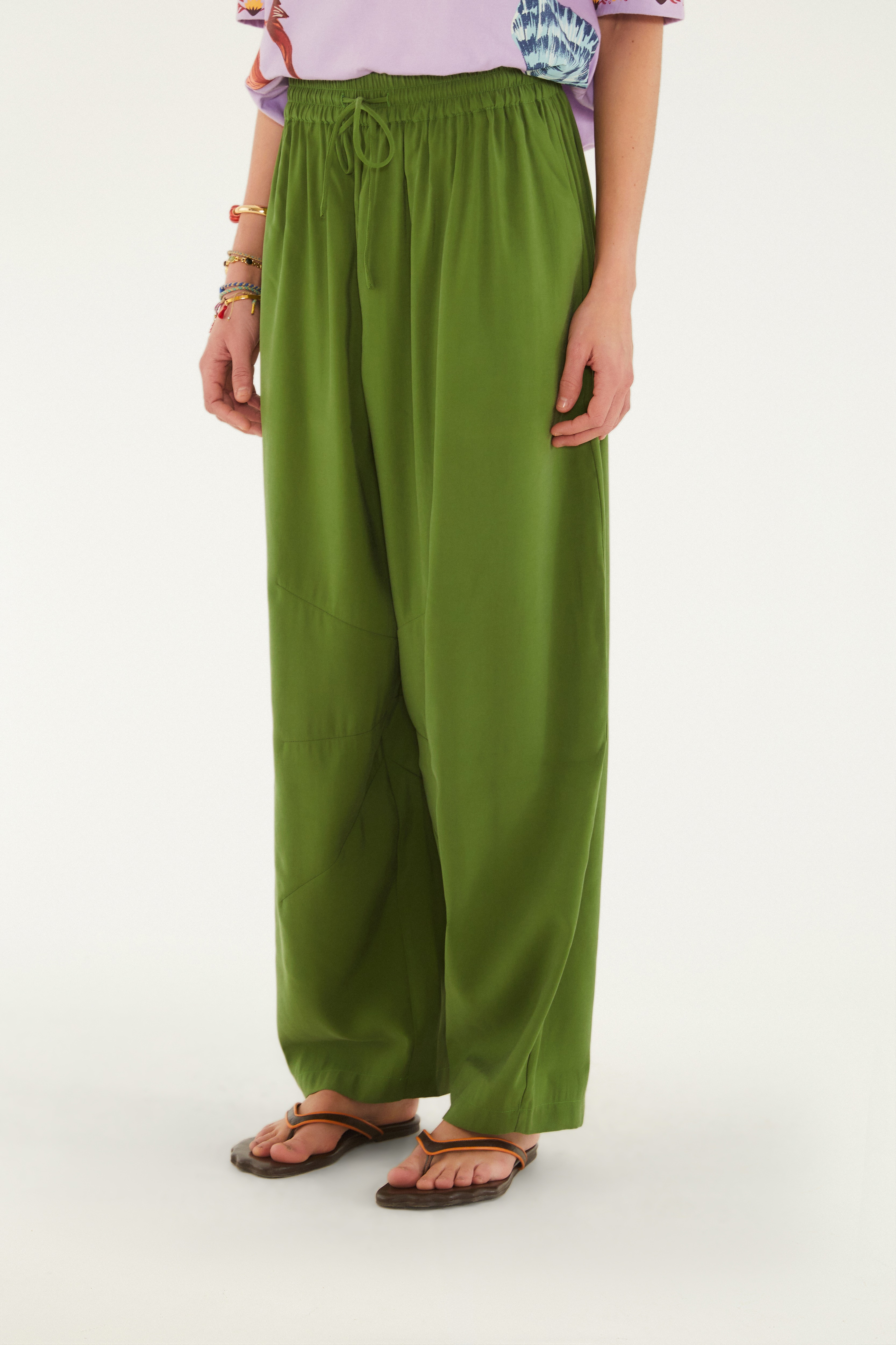 Calça Cós Elástico Amarração