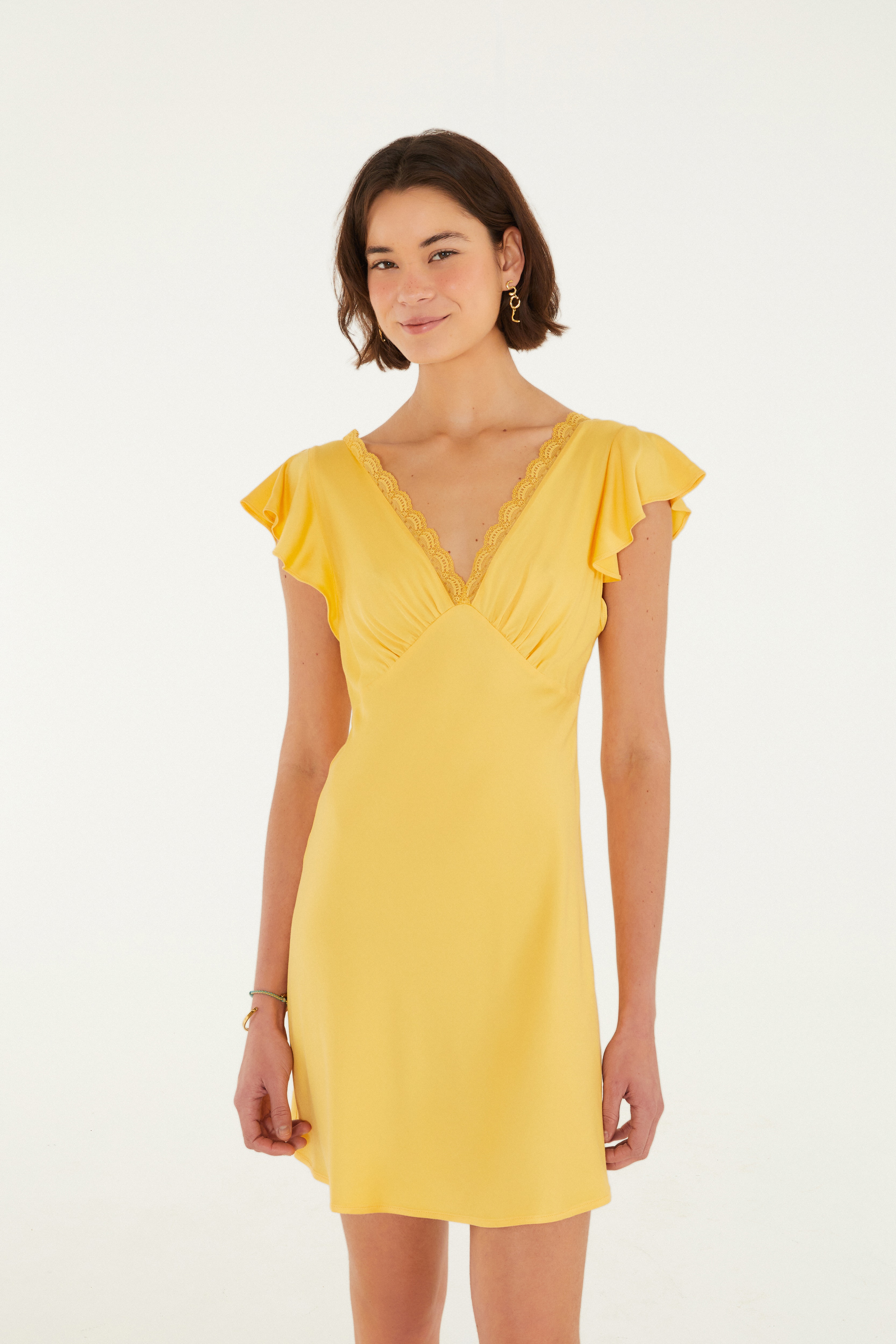 Vestido Renda Cetim Curto