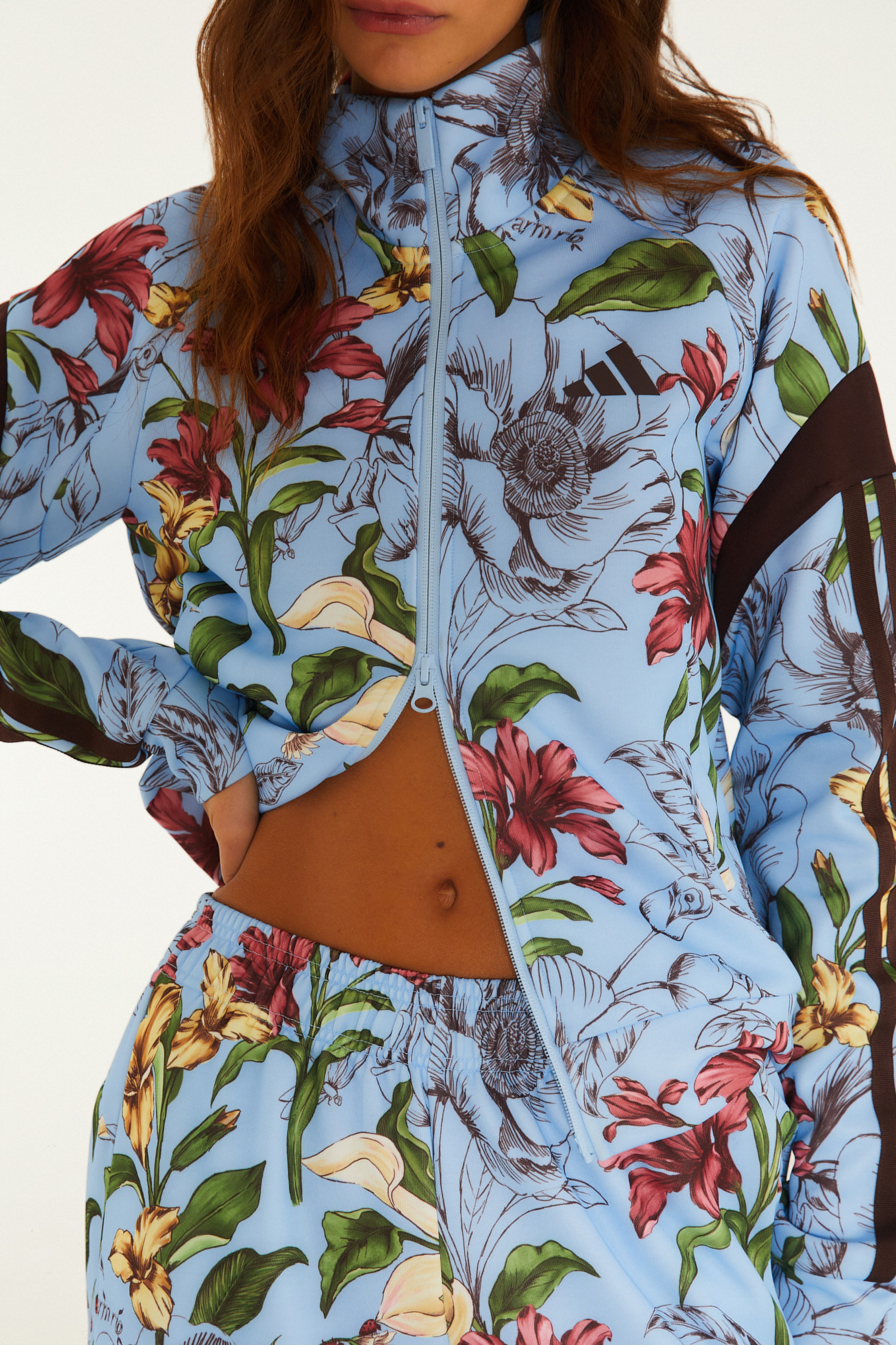Casaco Adidas Sketch Floral Blue
