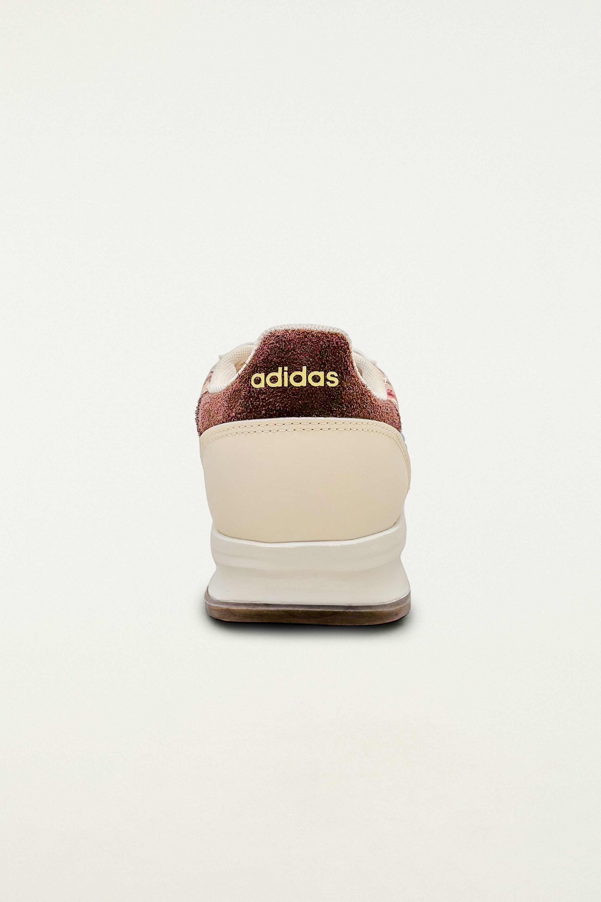 Tênis Adidas Run 70s Sketch Floral Off