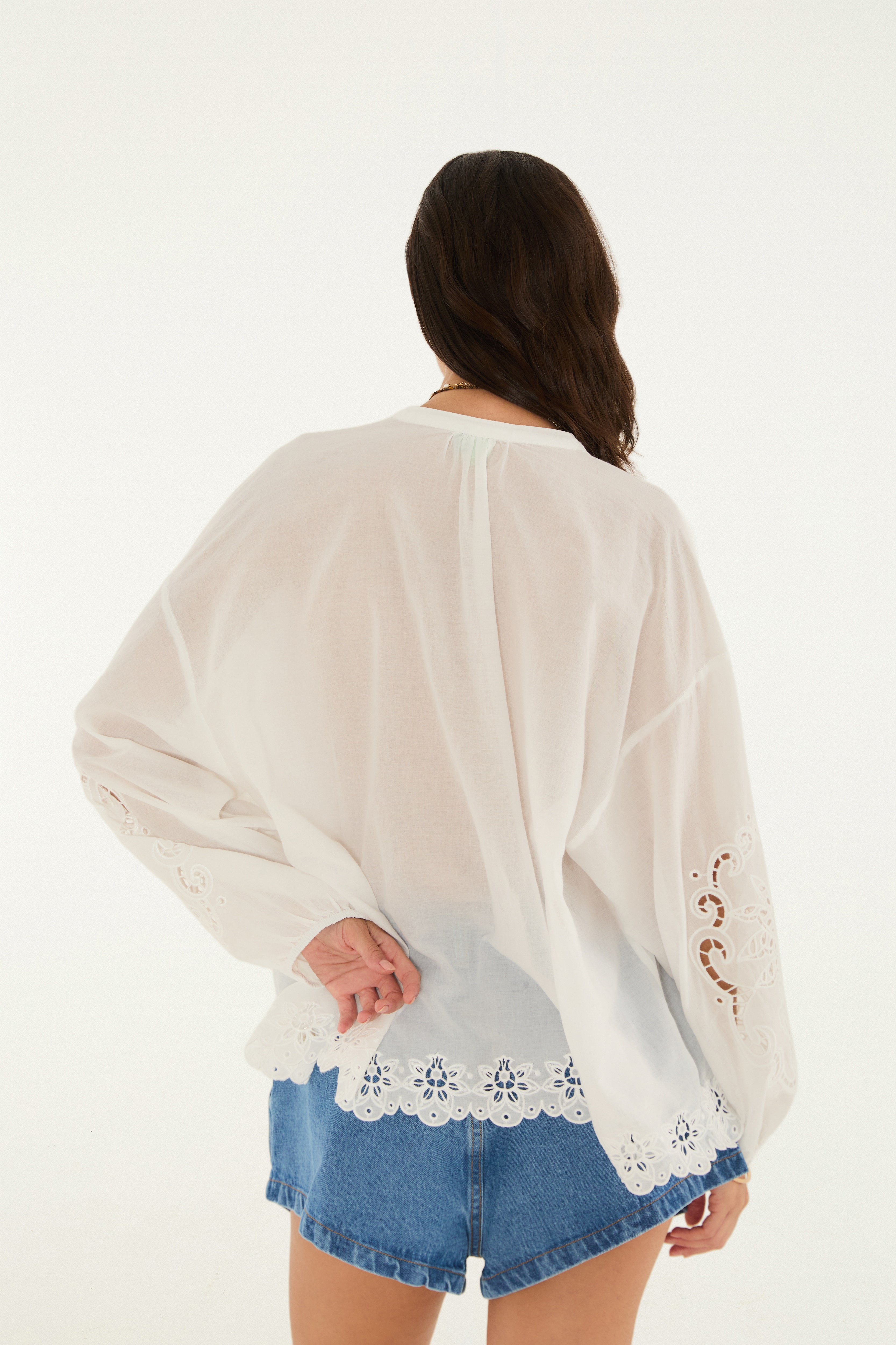 Camisa Artesanal Bordada Richelieu
